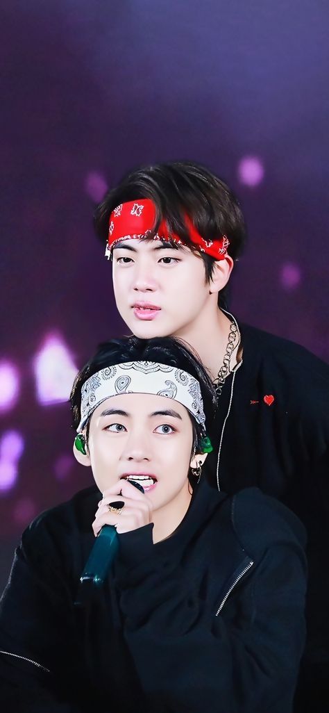 Jin And V Wallpaper, Jin With Taehyung, Jin And V, Taejin Bts, Jin Pic, V Wallpaper, V And Jin, Iphone Wallpaper Bts, V Jin