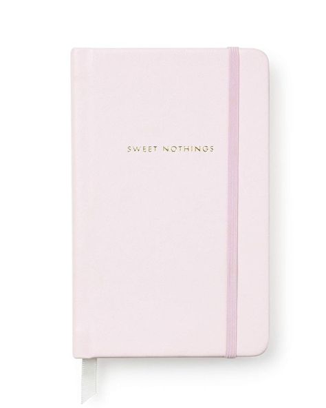 School Wishlist, Girly Christmas Gifts, Vow Booklet, White Bg, Dream Makeup, Wedding Vow Books, Pretty Journals, School Tool, College Essentials