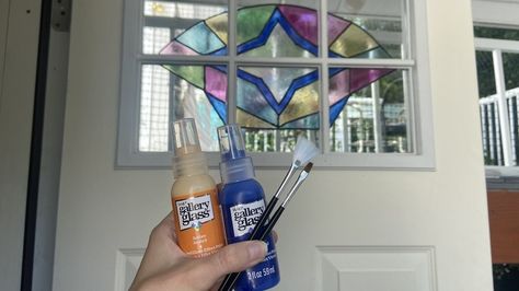 Diy Staining, Stained Glass Paint, Can Diy, Stained Glass Diy, Stained Glass Crafts, Diy Window, Faux Stained Glass, Window Painting, Stained Glass Window