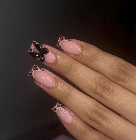 Black And Brown Nails, Brown Nails, Acrylic Nails Coffin Short, Acrylic Nails Coffin, Coffin Nails, Trendy Nails, Black And Brown, Acrylic Nails, Nails