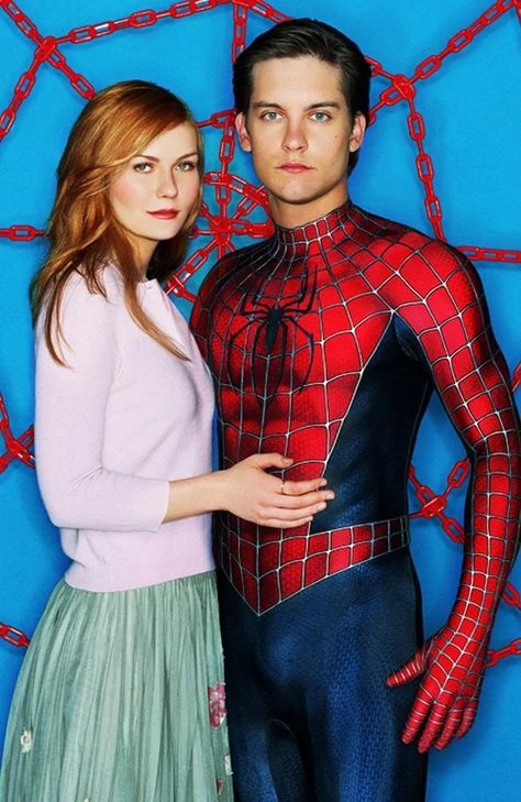 Spiderman Sam Raimi, Mary Jane Costume, Raimi Spiderman, Spiderman 4, Spider Man Trilogy, Childhood Crushes, Spiderman 1, Tobey Maguire, Spiderman 3