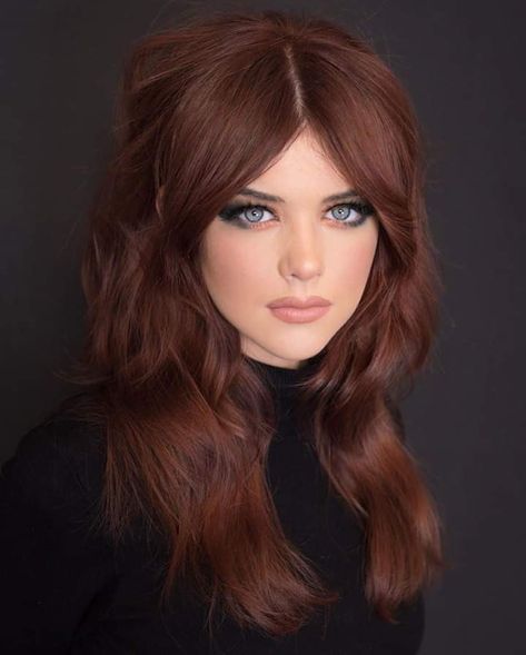 Sun Tea Hair Color, Dark Hair Dyed Red, Dark Ginger Hair, Red Brown Hair Color, Dark Auburn Hair, Chestnut Hair, Hair Magic, Red Hair Inspo, Hair Color Options