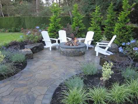 Fire Pit Landscaping Ideas, Outdoor Fire Pit Designs, Fire Pit Landscaping, Fire Pit Furniture, Concrete Fire Pits, Fire Pit Seating, Backyard Renovations, Fire Pit Area, Bar Patio