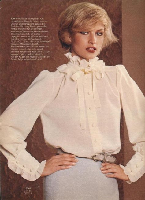 Girly Blouse, 1980s Fashion Women, Linen Dress Pattern, Awesome Blouse, Ruffled Blouse, Gorgeous Blouses, Pretty Blouses, Satin Blouses, 1980s Fashion