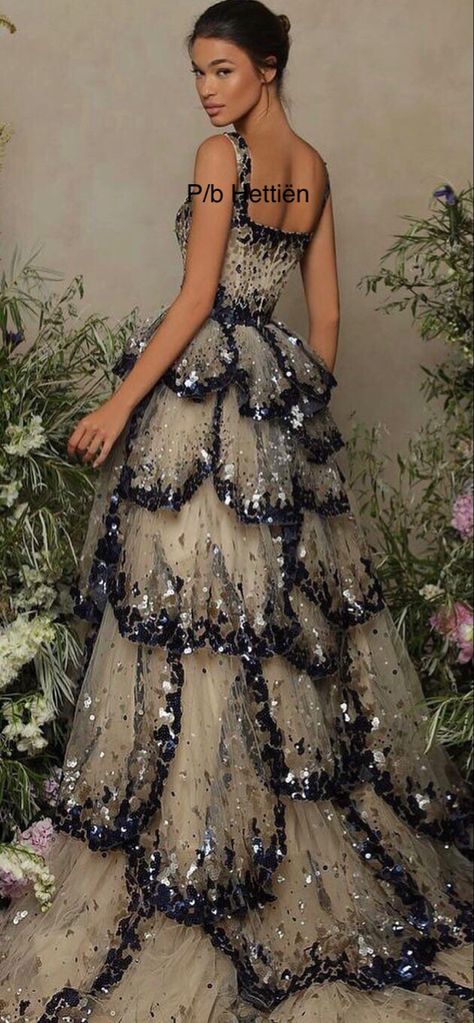 Tarik Ediz, Long Dresses, Fashion Lover, All Fashion, Evening Gowns, Ball Gowns, Long Dress, Abc, Fashion Beauty