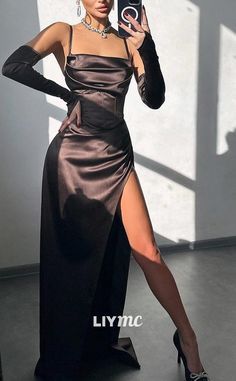 2. Fashion: #fashion, #style, #outfitinspiration, #beauty Getting Replaced, Homecoming Formal Dresses, Classy Prom Dresses, Exquisite Gowns, Red Carpets, Prom Dress Styles, Prom Dress Inspiration, Backless Prom Dresses, Pretty Prom Dresses