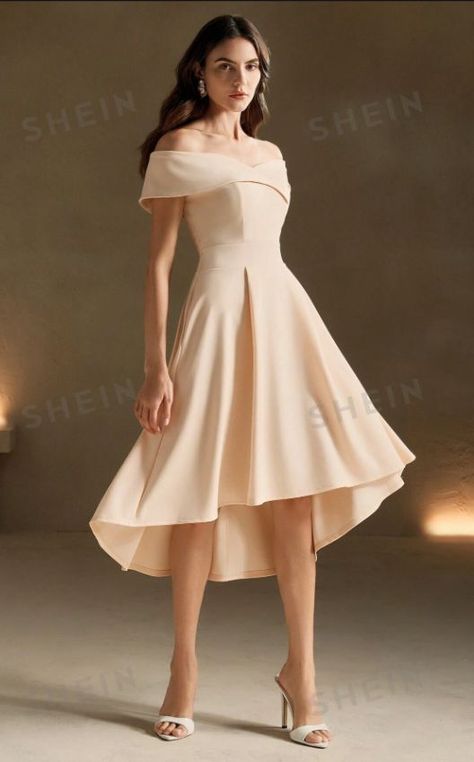 Embrace the romance of fall with this beautifully designed homecoming dress. Ideal for your special hoco evening! 🍁 #HocoDress #FallOutfit #AutumnRomance Fall Hoco Dresses, Fall Homecoming Dresses, Autumn Romance, Dress Inspiration, Warm Autumn, Hoco Dresses, Homecoming Dress, Fashion Online Shop, Homecoming Dresses