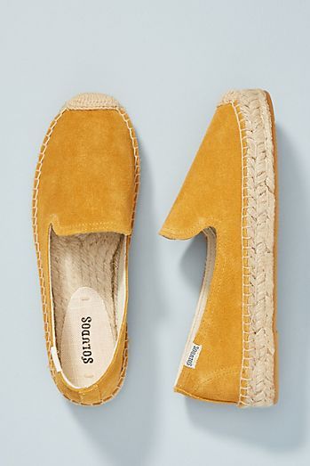 Strappy Sandals Flat, Toe Post Sandals, Espadrilles Platform, Studded Heels, Platform Espadrilles, Womens Shoes High Heels, Womens Wedges, Mens Fashion Summer, Leather Booties