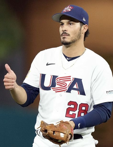 Nolan Arenado, Stl Cardinals, World Baseball Classic, Yankees Baseball, Team Usa, St Louis Cardinals, Baseball Players, Cardinals, St Louis