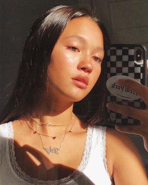 LILY CHEE on Instagram: “✨🧚🏻‍♀️👼🏼🏹” Skin Aethstetic, Clear Skin Aethstetic, Glowing Clear Skin, Angie Varona, Emily Rudd, Lily Chee, Ashlee Simpson, Emily Deschanel, Jordyn Jones