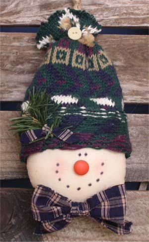 Stuffed Snowman Pattern - Free Snowman Pattern to Sew Primitive Sewing Patterns, Free Christmas Crafts, Christmas Crafts Sewing, Diy Schneemann, Snowman Head, Tole Painting Patterns, Crafts Sewing Patterns, Cute Patterns, Snowmen Patterns