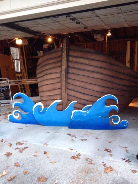 The Little Mermaid Musical, Under The Sea Decorations, Deco Marine, Vbs Themes, Pirate Halloween, Sea Decor, Parade Float, Under The Sea Party, Vacation Bible School