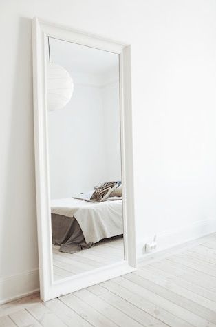 Large White Mirror, Smart Bedroom, Mirror On The Wall, White Mirror, Trendy Bedroom, Bedroom Mirror, White Room, Large Mirror, Design Styles