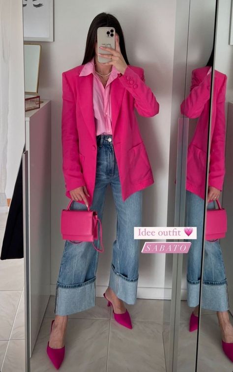 Outfits With Hot Pink Blazer, Hot Pink Blouse Outfit, Pink Blazer Outfit Classy, Pink Blazer Outfit Work, Hot Pink Outfit Ideas, Hot Pink Blazer Outfit, Fashion Color Combinations, Pink Shoes Outfit, Pink Blazer Outfit