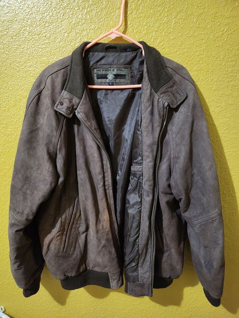 VINTAGE Mens Members Only Leather Jacket Slight discoloration on the right pocket Fall Outfit Inspo Aesthetic Men, Apocalyptic Clothing Men, 80s Jacket Men, Men’s Jackets, 80s Fashion Men Leather Jacket, Worn Vintage Leather Jacket, Vintage Brown Leather Jacket For Streetwear, Work Wear Men, 1980s Mens Fashion