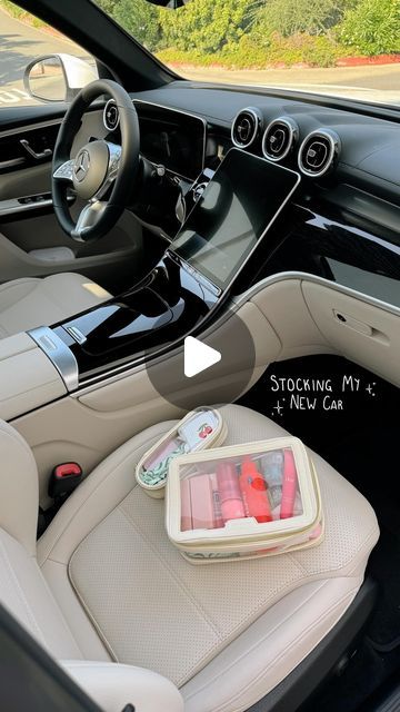 Restocking Car, Car Makeover Interior, Car Organization Aesthetic, Things To Keep In Your Car, Cute Car Interior Ideas Diy, Whats In My Car, Girly Car Aesthetic, Trunk Organization Car, Organizing And Restocking