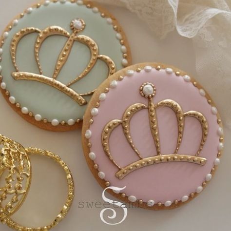 Crown Cookies, Cookies Video, Princess Crowns, Princess Cookies, Mini Torte, Pretty Cookies, Baby Shower Princess, Fancy Cookies, Creative Cookies