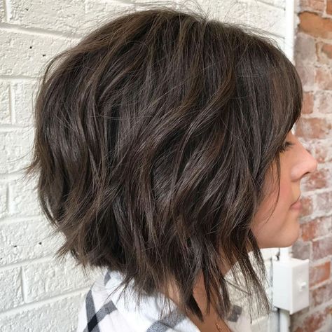 Dark Brown Razored Bob Lob With Textured Layers, Choppy Brunette Bob, Bob With Choppy Layers, Razored Bob, Layered Bob With Bangs, Brunette Bob, Choppy Bob Haircuts, Textured Haircut, Layered Bob Short