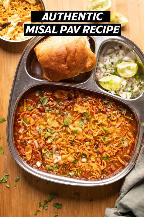 Healthy Morning Breakfast Recipes, Misal Pav Recipes, Misal Pav, Konkani Recipes, Pav Recipe, Maharashtrian Recipes, Idli Recipe, Indian Dinner, Food Story