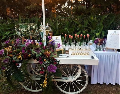 Photo From Perfume Bar setups - By The Perfume Bar Wedding Perfume Bar, Perfume Station Wedding, Perfume Event Ideas, Perfume Bar Set Up, Perfume Bar Set Up Wedding, Perfume Counter, Perfume Bar, Perfume Ideas, Young Living Oils Recipes