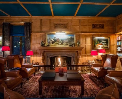 Scottish Hunting Lodge, Hunting Lodge Interiors, Lodge Interior Design, Lodge Interiors, Scottish Interiors, Scottish Decor, Hunting Lodge Decor, Lodge Room, Log Cabin Interior