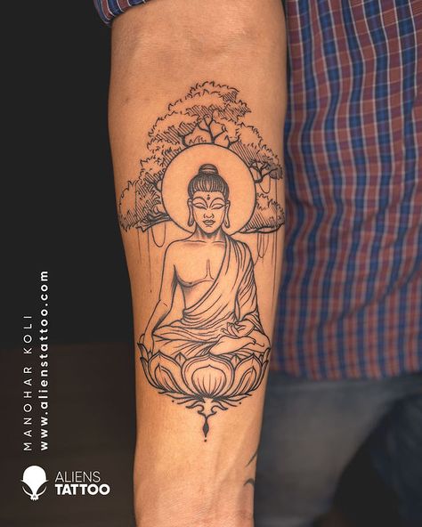 Cambodian Tattoo, Buddha Tattoo Sleeve, Meditation Tattoo, Camera Tattoo Design, Mystical Tattoos, Buddha Tattoo Design, Buddha Tattoos, Band Tattoo Designs, Henna Tattoo Hand