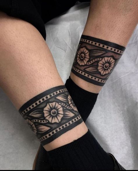 RHYS THOMAS (@pokestaytattoo) • Instagram photos and videos Traditional Tattoo Band, Traditional Tattoo Wrist, Traditional Tattoo Arm, Ankle Band Tattoo, Wrist Band Tattoo, Traditional Black Tattoo, Cuff Tattoo, Armband Tattoos, Forearm Band Tattoos