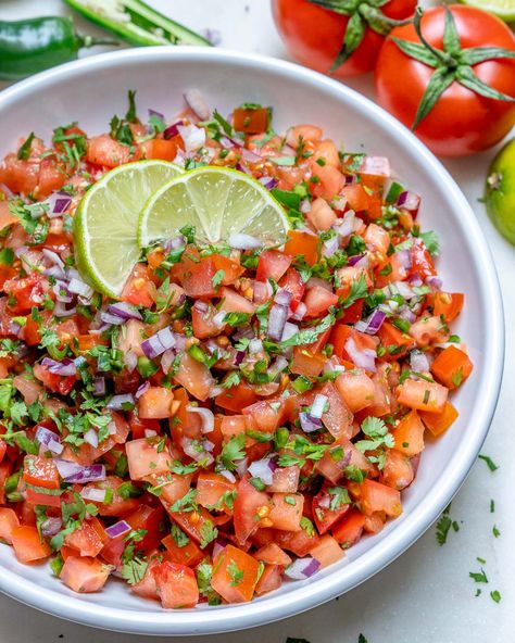 The BEST Ever Homemade Pico De Gallo! | Clean Food Crush Homemade Pico, Lots Of Food, Clean Food Crush, Food Crush, White Onion, Cleaning Recipes, Clean Food, Fresh Lime, Garden Bed