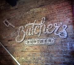 Brick Wall Ideas, Chicago Signs, Old Brick Wall, Distressed Signs, Faux Brick Walls, Building Signs, Ghost Signs, A Brick Wall, Sign Writing