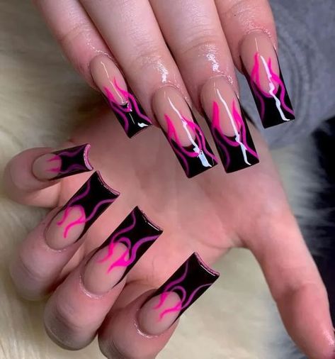 Drips Nail Design, Black And Pink Flame Nails, Black Rave Nails, Black Flame Nail Art, Colorful Flame Nails, Acrylic Nails Flames, Red Flame Acrylic Nails, Pink And Black Acrylic Nails Designs, Nails Fire Design