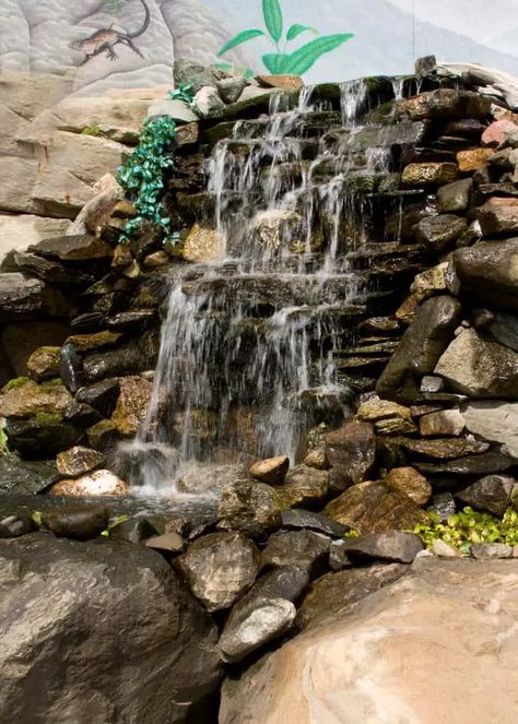 Backyard Waterfall Ideas, Backyard Waterfalls, Backyard Waterfall, Waterfall Ideas, Diy Waterfall, Backyard Ponds, Garden Pond Design, Fountains Backyard, Pond Ideas