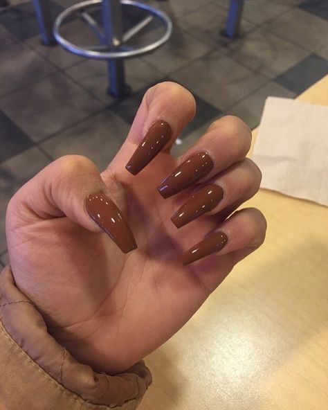 Shiny Nails Designs, Brown Acrylic Nails, Brown Nail Polish, Brown Nail, Milky Nails, Fall Nail Art Designs, Simple Acrylic Nails, Fall Acrylic Nails, Coffin Nails Long