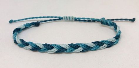 Anklet Thread, Rope Bracelets Tutorial, Braided String Bracelet, Diy Anklet, Cord Bracelet Diy, Waterproof Bracelet, Crochet Store, Leather Anklets, Homemade Bracelets