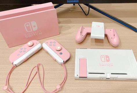 Pink Nintendo Switch, Pink Switch, Pink Nintendo, Gaming Desk Setup, Pink Games, Kawaii Games, Pink Paradise, Retro Gadgets, Nintendo Switch Accessories