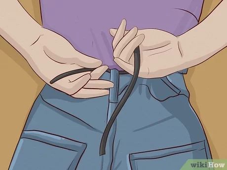 How To Style Big Cargo Pants, Hacks For Pants That Are Too Big, Pants Smaller Diy, Pants That Are Too Big, When Your Jeans Are Too Big, Shoestring Pants Hack, Fix Pants That Are Too Big, How To Make Pant Waist Smaller, How To Wear Pants That Are Too Big