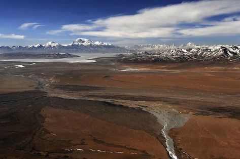 High & Dry: Images of the Himalayas and the Tibetan Plateau Slate Pencil, Kunlun Mountains, Lesson Of The Day, Farewell Letter, Mount Everest Base Camp, Case Western Reserve University, Nasa Earth, Mountain Images, Gabriel Garcia Marquez