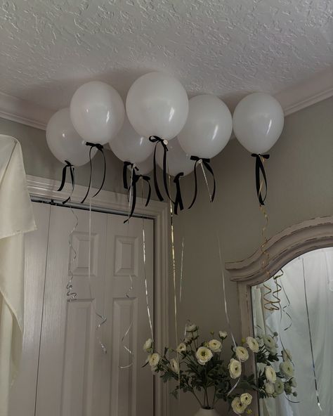 chapter twenty-five 🧁🖤🥂🍰✨ 26th Birthday Decoration Ideas, Twenty Birthday, 24 Birthday, Sweet Sixteen Birthday Party Ideas, Birthday Decorations At Home, Turning 25, Simple Birthday Party, Happy Birthday Decor, Birthday Room Decorations