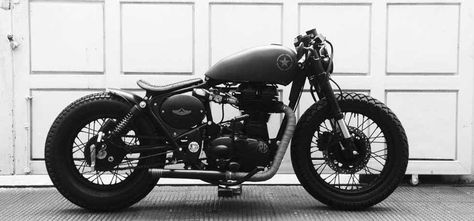 Indian-Custom-Bike-Builders Modified Bikes, Fabrikasi Logam, Custom Motorcycle Builders, Мотоциклы Cafe Racers, Bike Builder, Custom Cafe Racer, Bobber Chopper, Bobber Motorcycle, Vintage Bikes