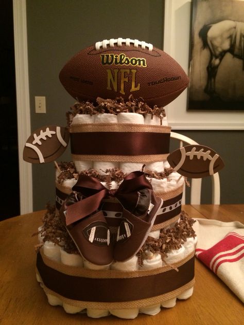 Nicci wright - Football themed diaper cake Football Diaper Cake, Football Baby Shower Theme, Birthday Cake Boys, Bos Baby, Sports Baby Shower Theme, Football Baby Shower, Sports Baby Shower, Boys Football, Diaper Cake Boy