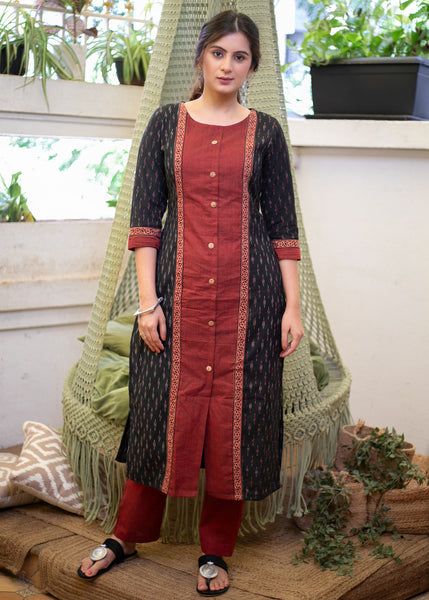 Patch Kurti Design, Designer Kurtis Online, Kerala Saree Blouse Designs, Cotton Dress Pattern, New Kurti Designs, Silk Kurti Designs, Stylish Kurtis Design, Churidar Designs, Simple Kurta Designs