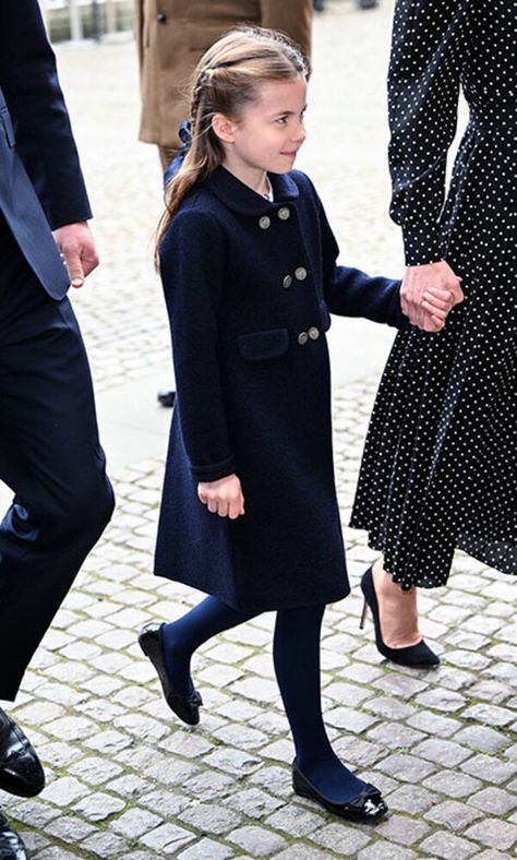 Prince Philip memorial: Kate Middleton joins the Queen and royals at emotional service – BEST PHOTOS - Photo 6 Prince George And Princess Charlotte, Prince William Family, Prince Albert Of Monaco, Elizabeth 2, Royal Women, Elegant Girls, Principe William, Prince Charles And Camilla, Wales Family