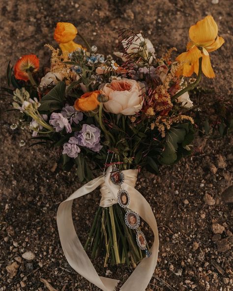 let’s hear it for @kylee.brooke.day’s bouquet by @thistletucson 💐 Tucson Wedding, Desert Botanical Garden, Sedona Wedding, Botanical Gardens Wedding, European Wedding, National Park Wedding, Desert Wedding, Arizona Wedding, Winery Weddings