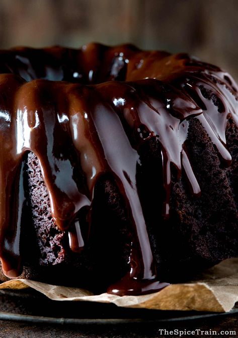 Bourbon Bundt Cake, Dark Chocolate Bundt Cake, Chocolate Bourbon Cake, Bourbon Cake, Whiskey Cake, Bourbon Recipes, Chocolate Bundt, Chocolate Bourbon, Boozy Desserts