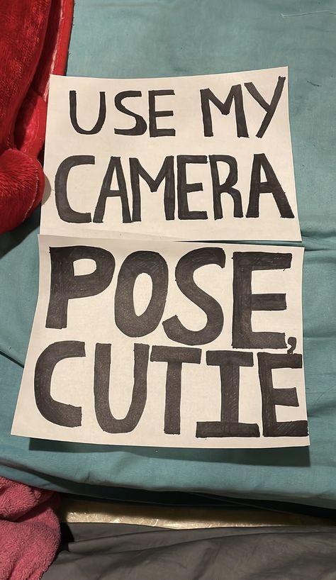 Coldplay Poster, Concert Signs, Skz Concert, Hslot 2023, Third Eye Blind, Harry Styles Concert, Fan Signs, Concert Aesthetic, Concert Fits