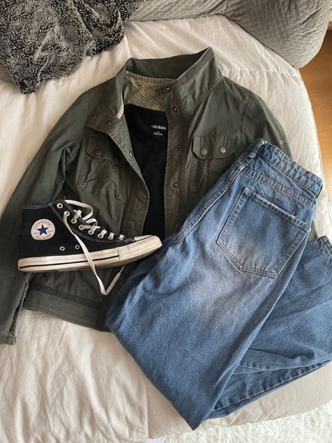 Green Corduroy Jacket Outfit Men, Army Green Jacket Outfit Aesthetic, Army Green Shacket Outfit, Men’s Green Jacket Outfit, How To Style A Green Jacket, Green Denim Jacket Outfits Men, Green Jeans Jacket Outfit, Olive Jacket Outfit Men, Olive Green Jacket Outfit Men