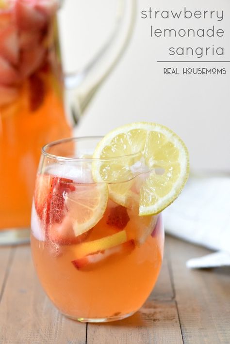 Strawberry Lemonade Sangria_Real Housemoms Strawberry Lemonade Sangria, Best Sangria Recipe, Lemonade Sangria, Summer Sangria Recipes, Pitcher Drinks, Sangria Recipes, Bridal Shower Brunch, Alcohol Drink Recipes, Strawberry Lemonade