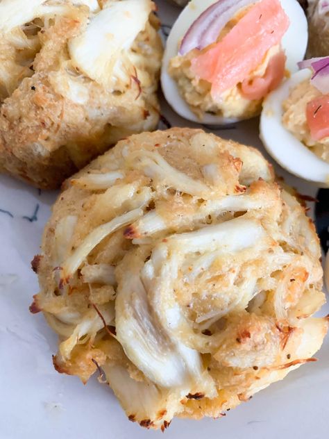 Ritz Cracker Recipes, Crab Sandwich, Crab Cake Recipes, Lump Crab Cakes, Seafood Dish Recipes, Crab Dishes, Crab Cake Recipe, Crab Recipes, Old Bay