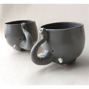 Ceramic Mug Ideas, Mug Ideas, Ceramics Pottery Mugs, Tanah Liat, Diy Ceramic, Tassen Design, Keramik Design, Clay Mugs, Pottery Techniques