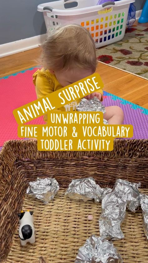 One Year Old Preschool Activities, Sensory For One Year Olds, Nursery Sensory Ideas, Fun Activities For Two Year Olds, 30 Month Old Activities, Taby Activites, Under 2 Activities Ideas, Sensory Activities For 18month Olds, One Year Old Summer Activities