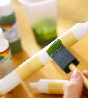 DIY Painted Candles... mixing fire with some paints is dangerous and emits toxic fumes. Use Candle Impressions flameless tapers to prevent unwanted fumes and to make your masterpiece last for years! Diy Altar, Paint Candles, Candle Painting, Candle Pins, Holiday Diy Projects, Pagan Crafts, Hand Painted Candles, Candle Magick, Witchcraft Supplies